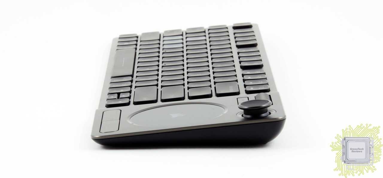 Corsair k63 — компактная игровая клавиатура  с механическими переключателями