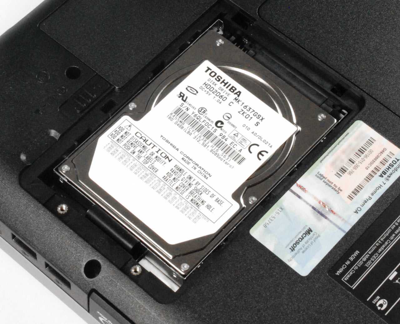 После жесткого ноутбуке. Жесткий диск на Notebook ASUS 700. Жесткий диск на ноуте Acer. Жесткий диск для ноутбука Lenovo. Жёсткий диск для ноутбука асус d540na.