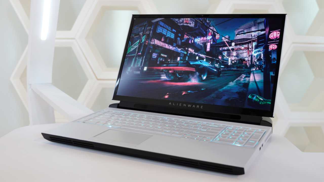 Alienware x17 r1 review: out of this world!
