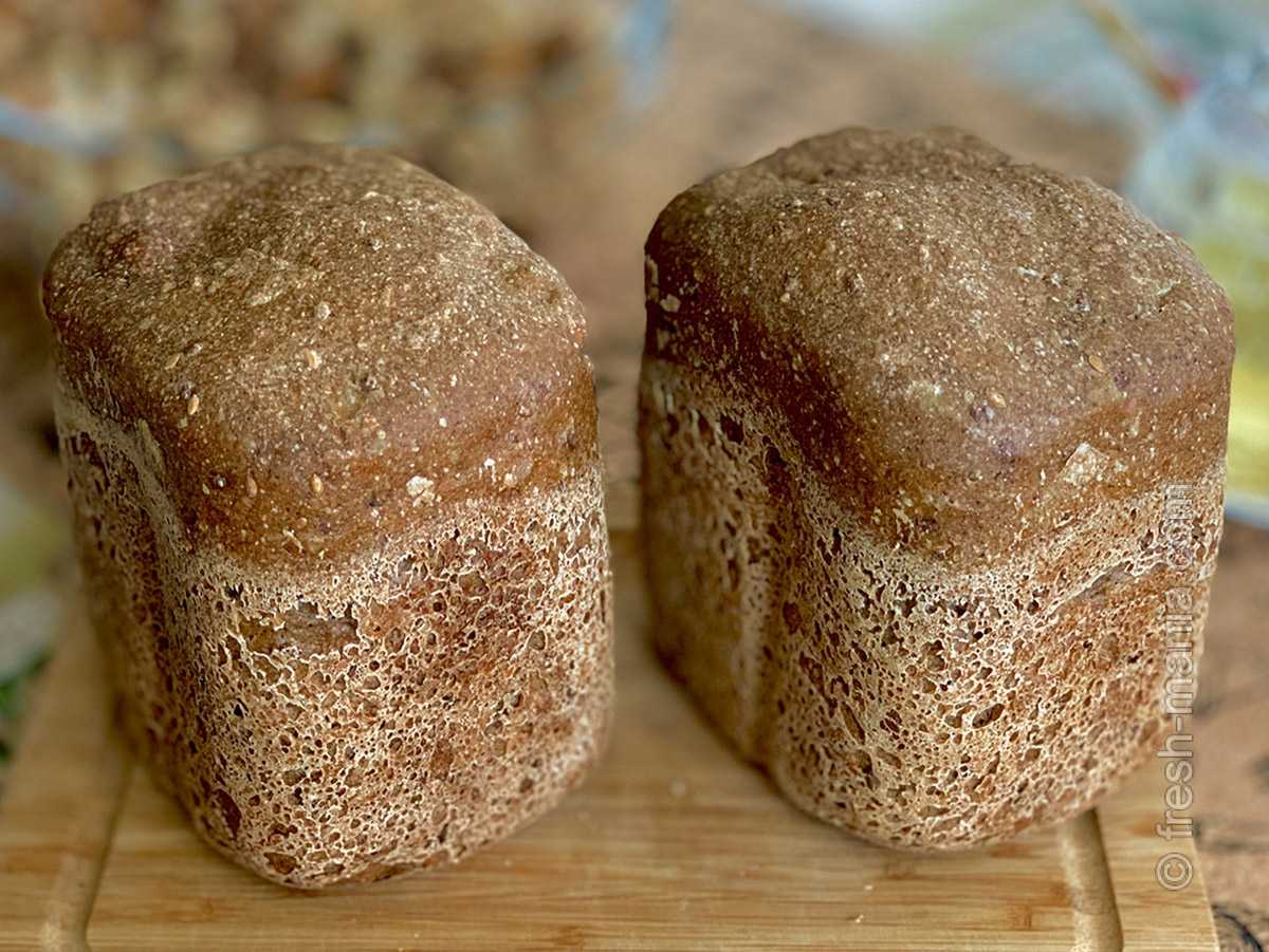 Овсяная мука хлебопечка. Хлеб в хлебопечке. Ржаной хлеб в хлебопечке. Хлебопечка с хлебом. Хлеб из ржаной муки в хлебопечке.