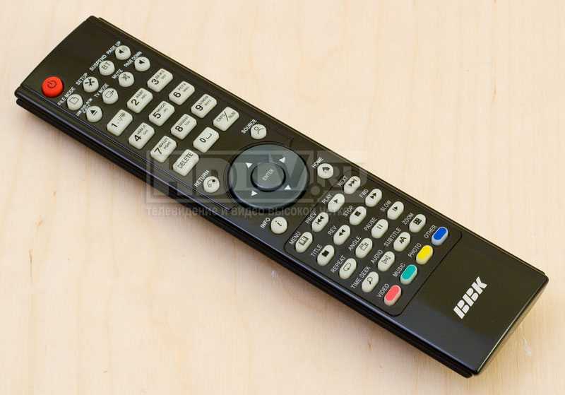 Сетевой HD-медиаплеер BBK PopcornTV NP102S одинаково пригоден как для просмотра фильмов с высоким разрешением изображения и звука, так и для доступа к разнообразным интернет-сервисам Фирменная функция МедиаБар позволяет просматривать на экране телевизора